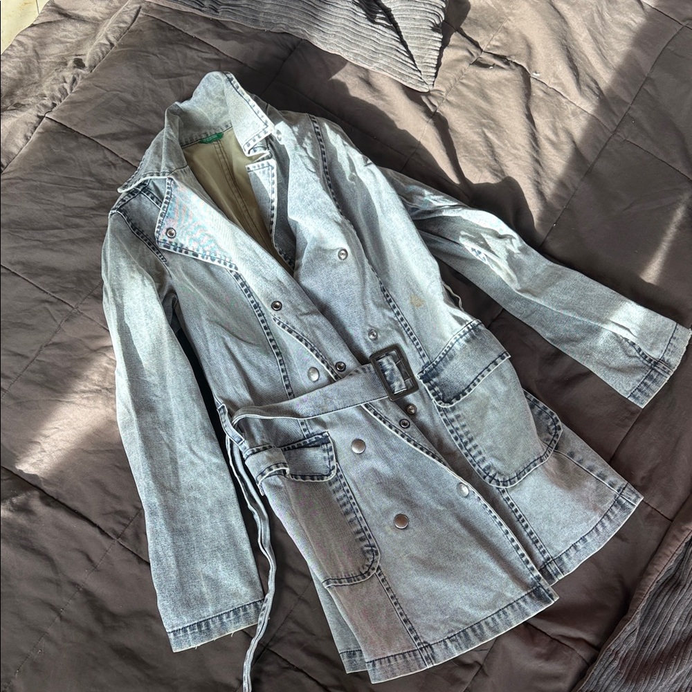 United Colors Of Benetton vintage Light Blue Denim Jacket